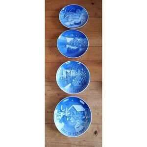 4 Vintage 67 68 69 70 BING & GRONDAHL B and G Blue White Christmas Plate Denmark